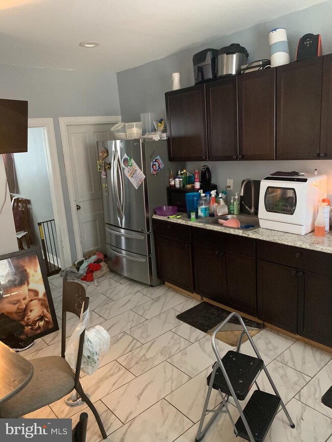 2421 Mickle St, Camden, NJ 08105 - photo 7