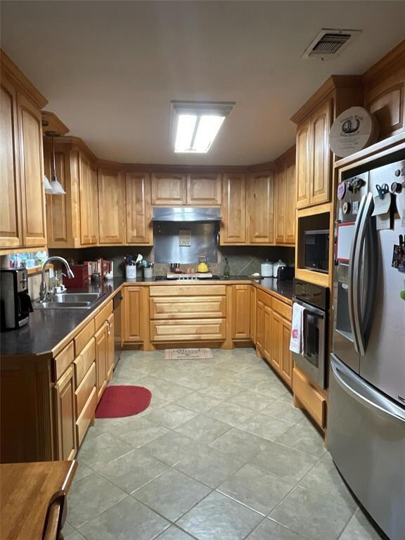 1120 Highland Cir, Springtown, TX 76082 - photo 4