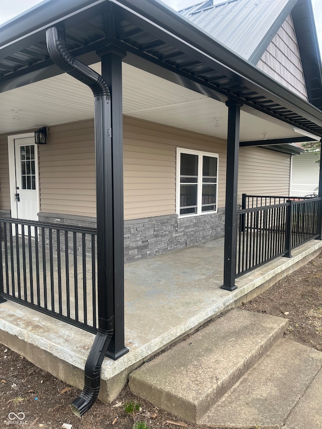 354 E Bloomingdale Rd, Montezuma, IN 47862 - photo 6