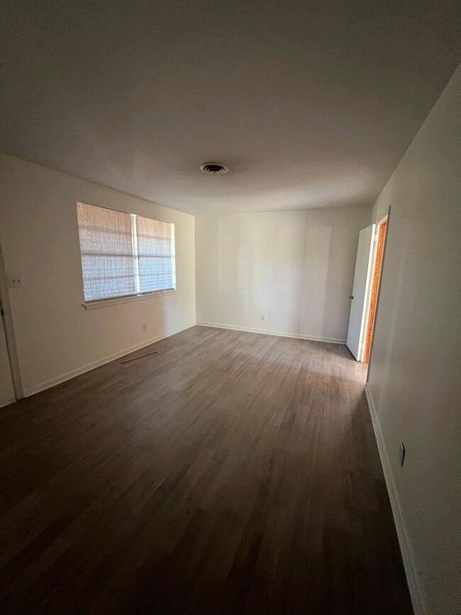 2300 12th Ave, Albany, GA 31707 - photo 4