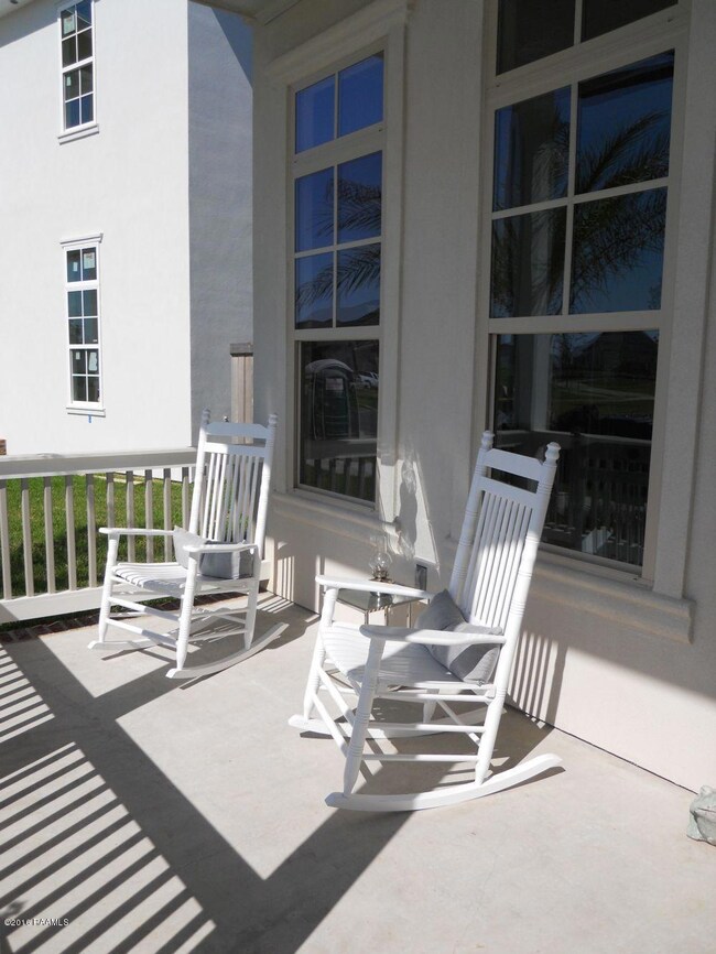 210 bella vista front porch rs