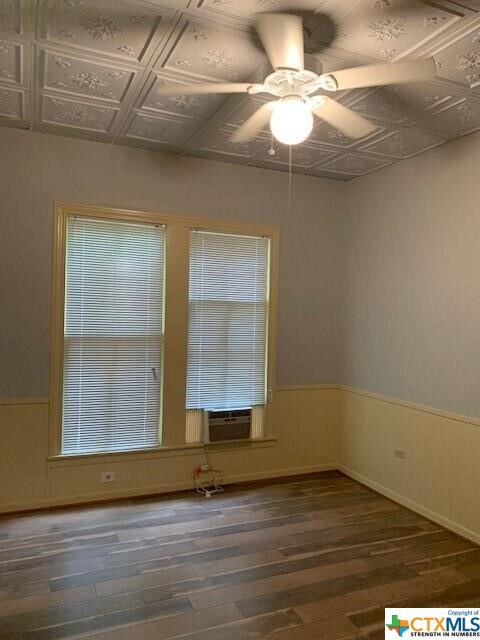 612 W Hopkins St, San Marcos, TX 78666 - photo 6