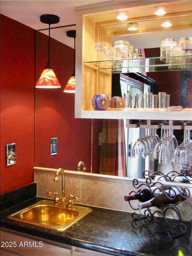 2644 W Desert Cove Ave unit Q2644, Phoenix, AZ 85029 - photo 6