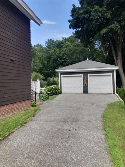 Driveway to Garage