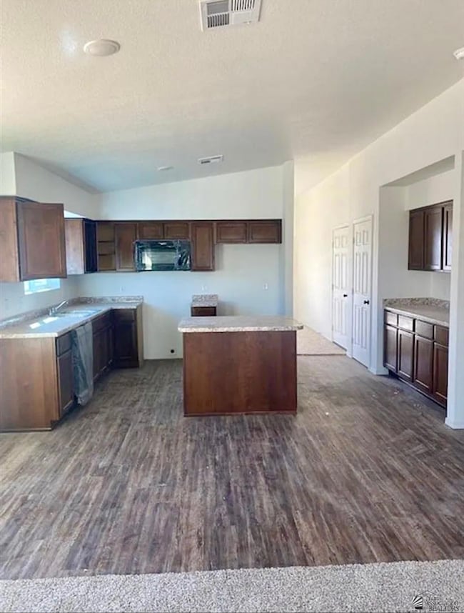 7903 E 46th Ln, Yuma, AZ 85365 - photo 5