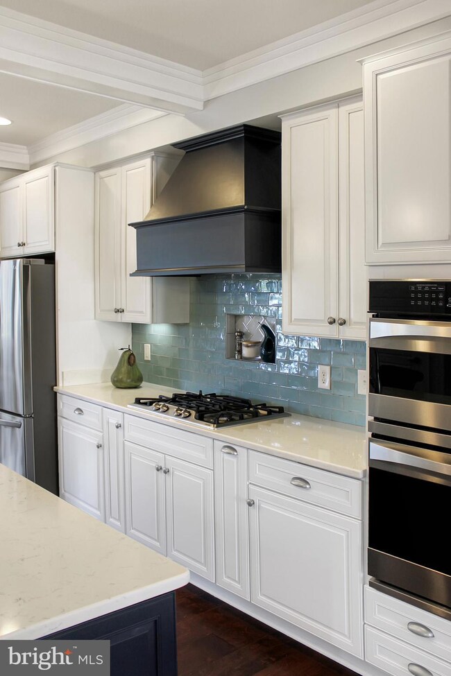 2717 Avinity Ln, Charlottesville, VA 22902 - photo 3