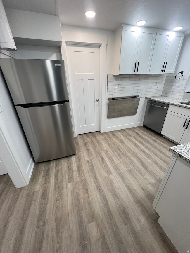 1872 Cresthill Dr unit B, Holladay, UT 84117 - photo 4