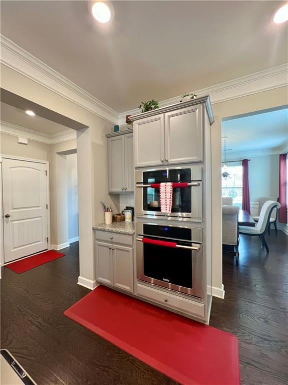 Separate oven and nook backs up to Dining Room