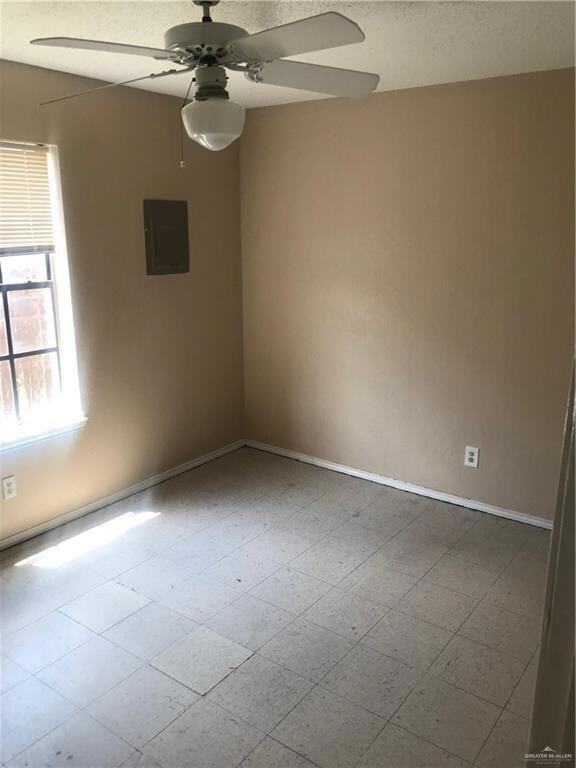 1000 W Caffery Ave unit A4, Pharr, TX 78577 - photo 5