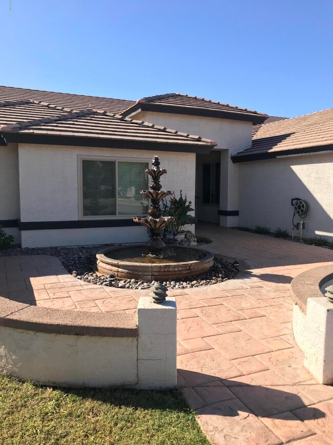 FRONT COURTYARD