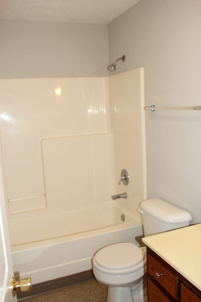 129 Cascade Ave unit 31, McMinnville, TN 37110 - photo 7