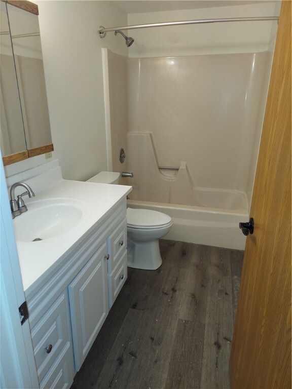 19 Berclay St, Johnston, RI 02919 - photo 7