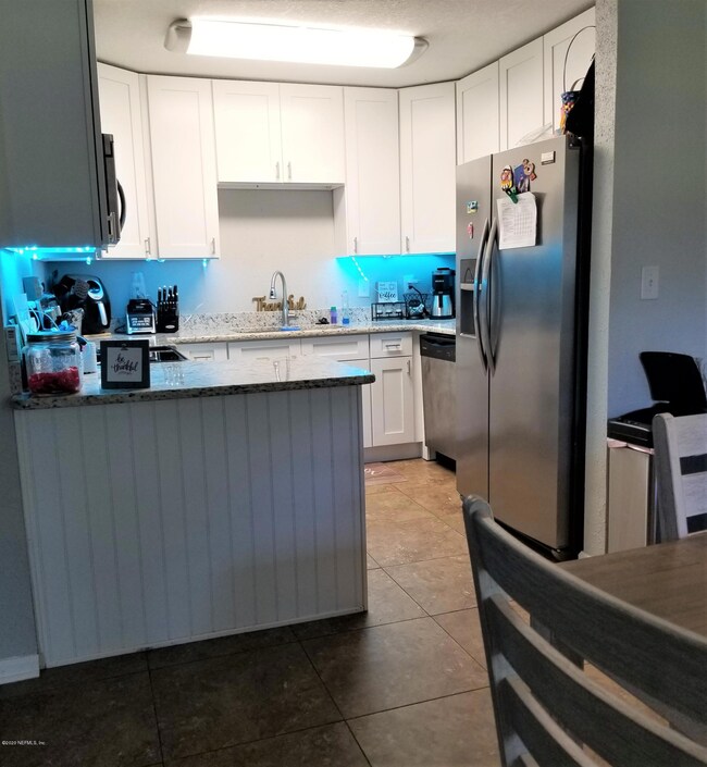 5320 Yerkes St, Jacksonville, FL 32205 - photo 5