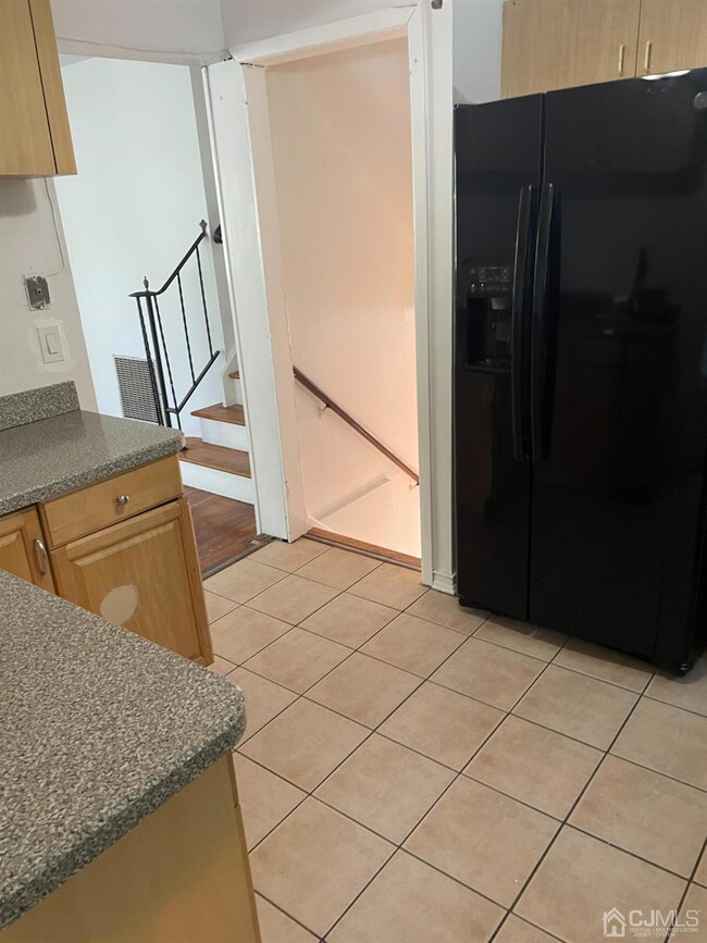 41 Memorial Pkwy, Metuchen, NJ 08840 - photo 6