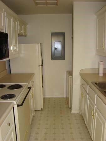 215 N Dallas St unit C, Ennis, TX 75119 - photo 7