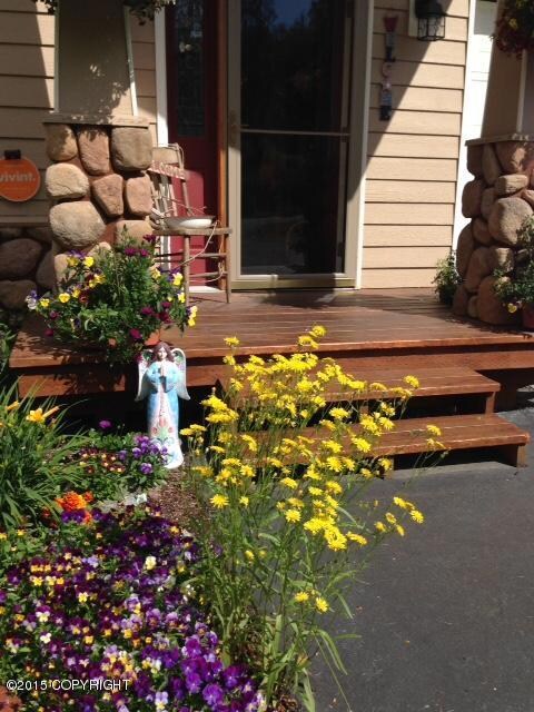 Entranceway Landscaping