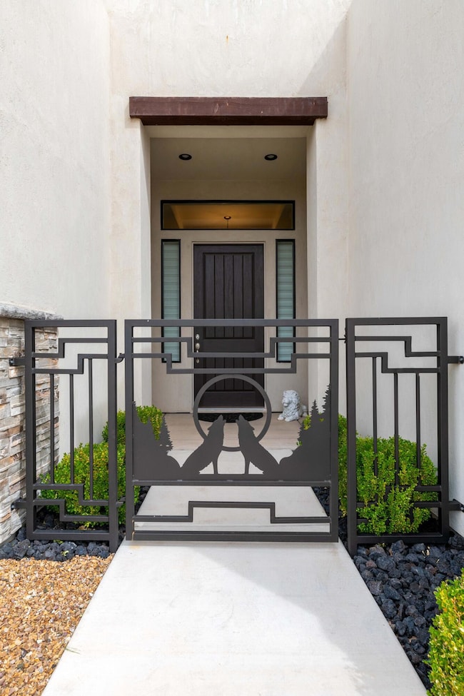 4-Courtyard