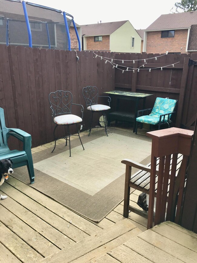 Willoway Circle Deck