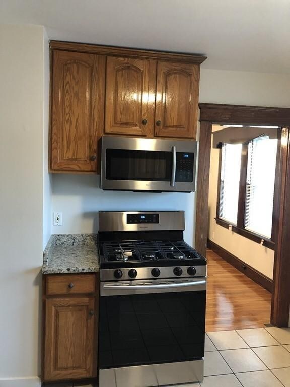 34 Cleveland St unit 2, Hyde Park, MA 02136 - photo 4