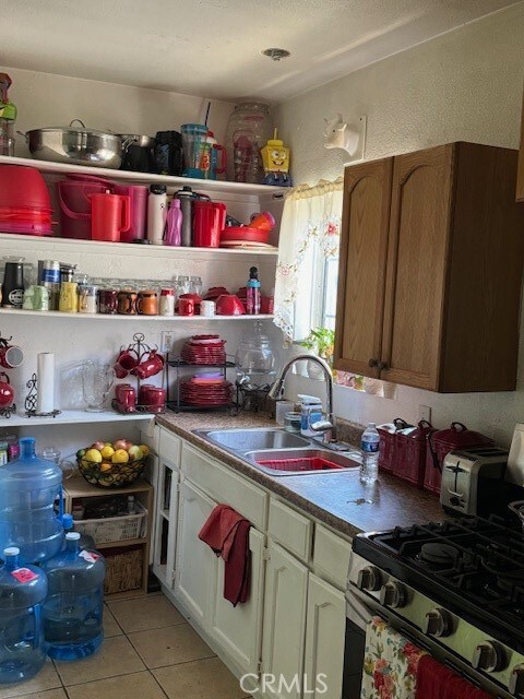 1497 W 152nd St, Compton, CA 90220 - photo 4