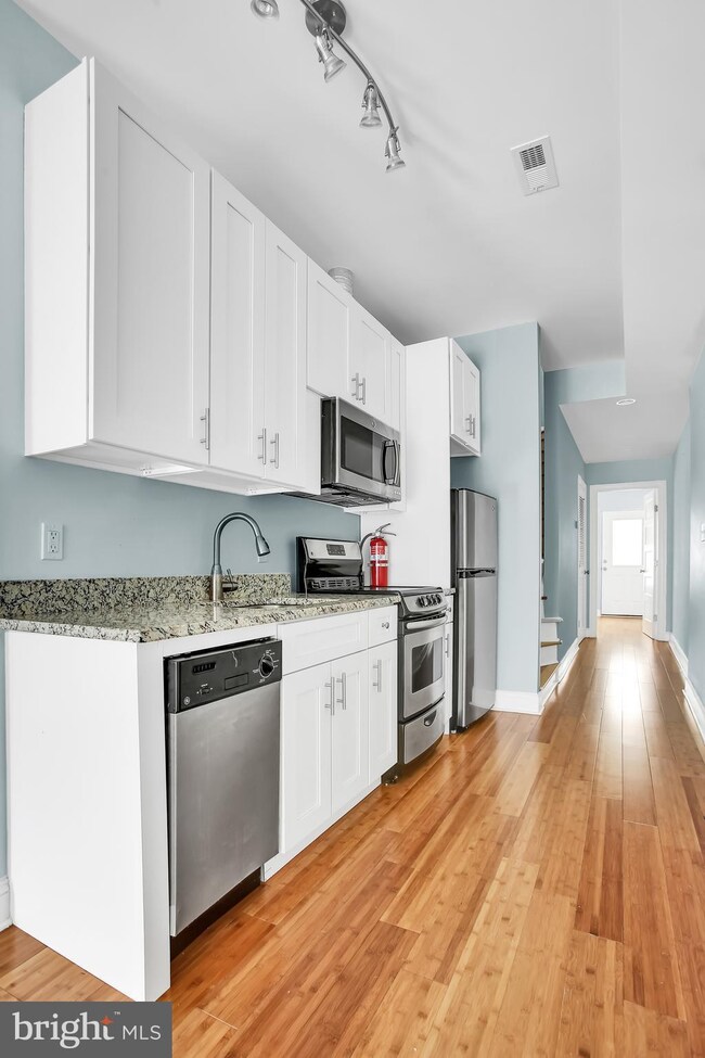 1305 H St NE unit 102, Washington, DC 20002 - photo 3