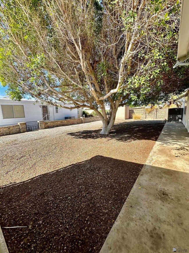 13158 E 40th Dr, Yuma, AZ 85367 - photo 4