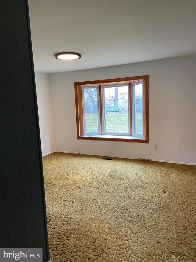 115 Edge Ln, Willingboro, NJ 08046 - photo 5