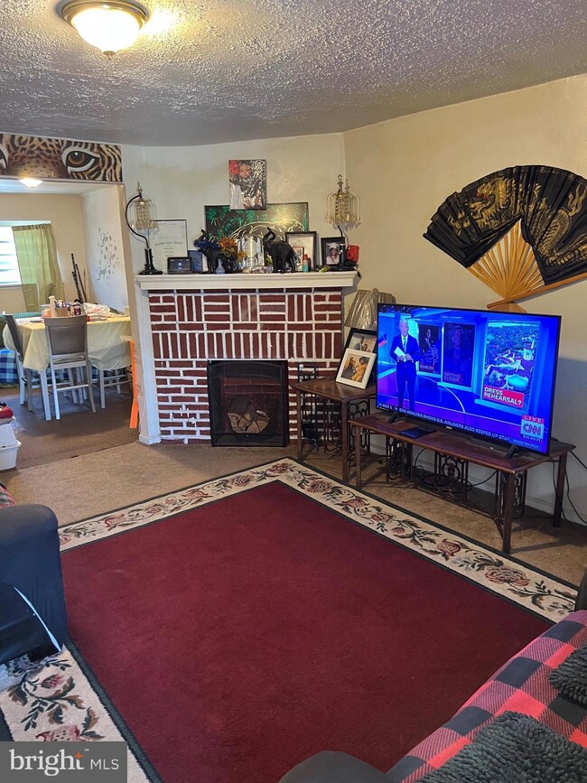 113 Whitely Terrace, Darby, PA 19023 - photo 2