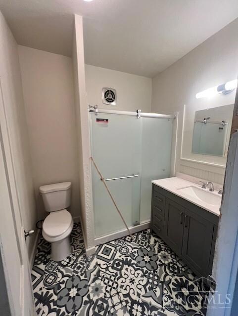 958 Hatch St, Cincinnati, OH 45202 - photo 4