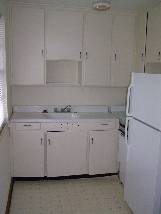 2898 Olga Place unit 3, Jacksonville, FL 32205 - photo 5