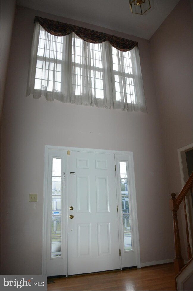 19203 Jamestown Ct, Hagerstown, MD 21742 - photo 4