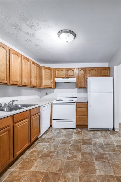 740 Central St unit C24, Leominster, MA 01453 - photo 5