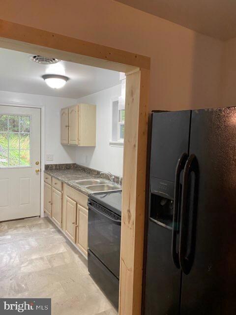 1499 Valley Rd unit D, Berkeley Springs, WV 25411 - photo 4