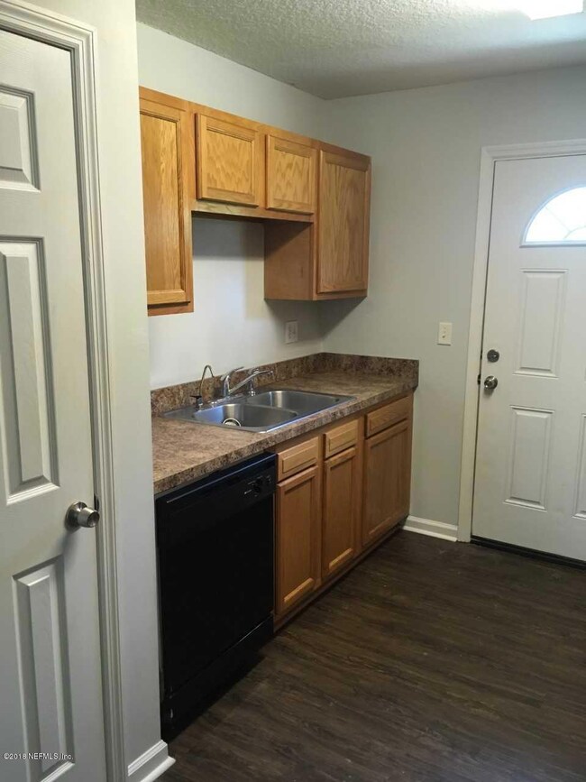 475 Nitram Ave, Jacksonville, FL 32211 - photo 3