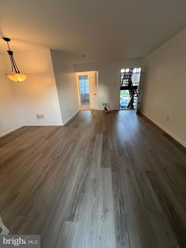 211 Highland Blvd, New Castle, DE 19720 - photo 4