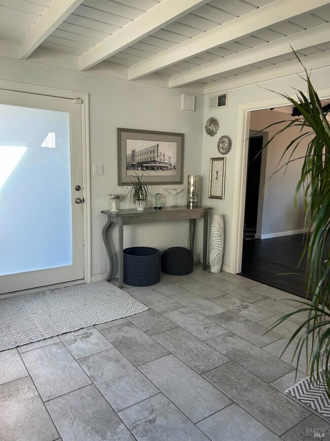 unlisted-address, Santa Rosa, CA 95404 - photo 4