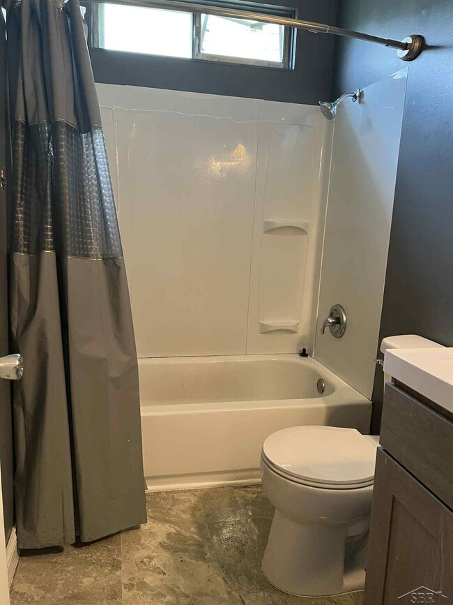 19400 Charest St, Detroit, MI 48234 - photo 6