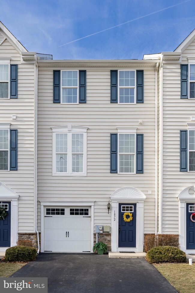 1872 Thistle Ct, Downingtown, PA 19335 - photo 3