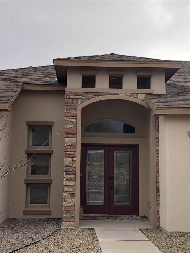 806 Silverado, Alamogordo, NM 88310 - photo 4