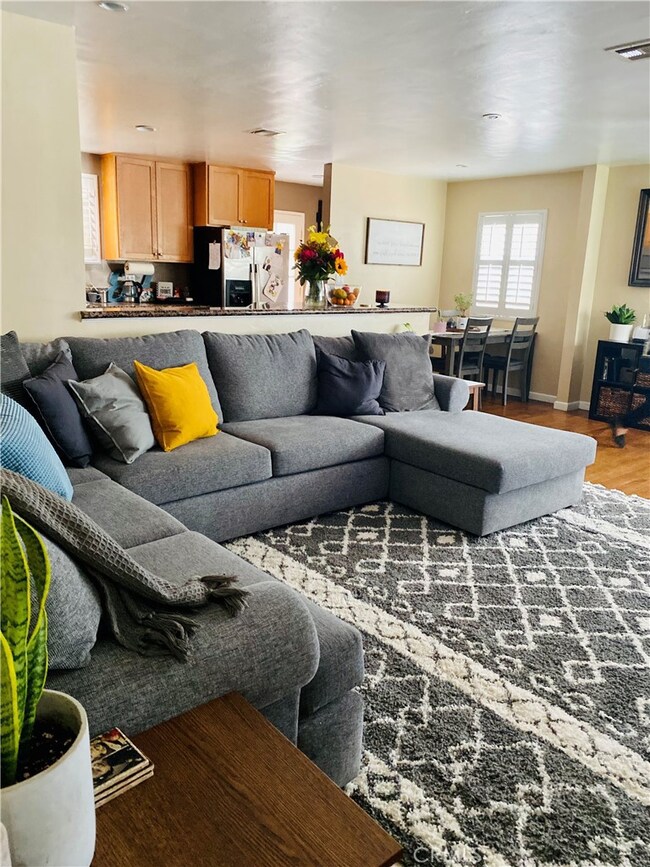 5807 Oliva Ave, Lakewood, CA 90712 - photo 4