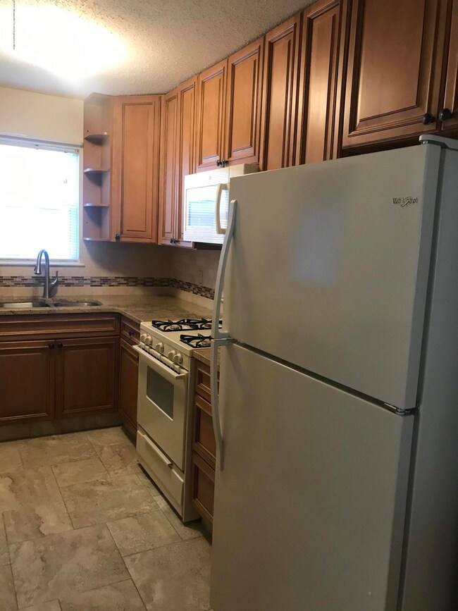 916C3708-F2E7-47BA-A323-47FC48E58C05