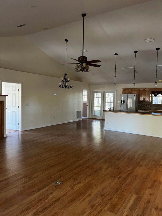 40 Saint Marks St, Crawfordville, FL 32327 - photo 6