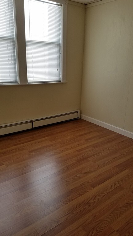 23 Hancock St unit Right, Peabody, MA 01960 - photo 5