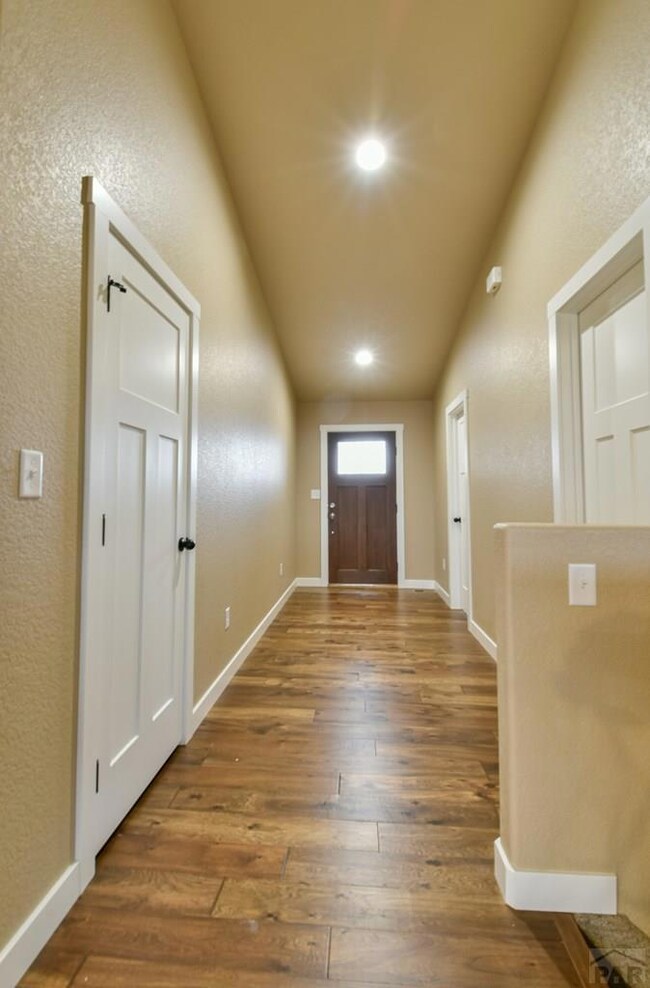 1268 N Ginger Ln, Pueblo, CO 81007 - photo 3