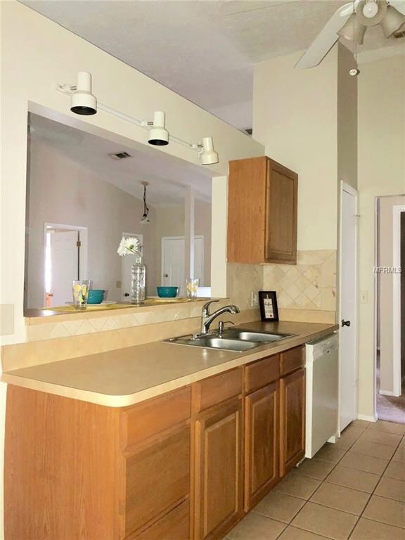Kitchen - 9 x 13