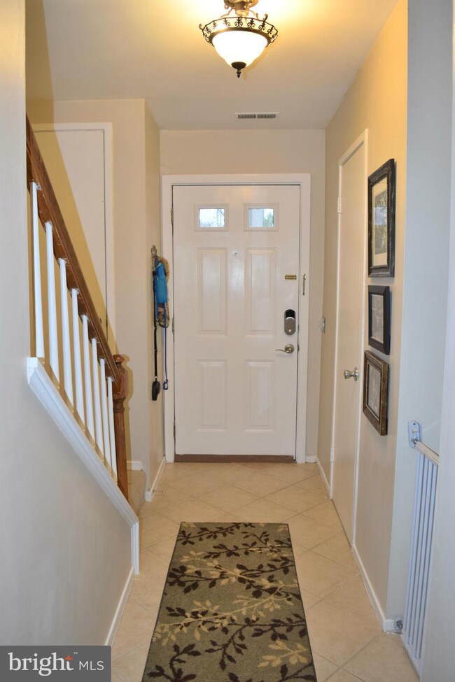 17429 Pipers Way, Olney, MD 20832 - photo 2