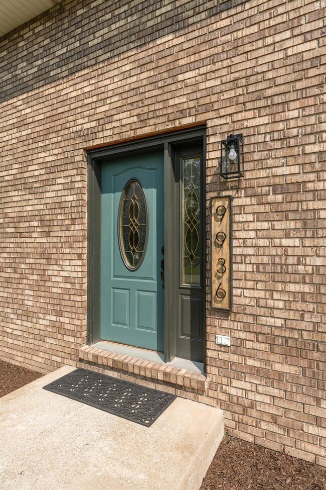 9936 Tyler Ct, Crown Point, IN 46307 - photo 4