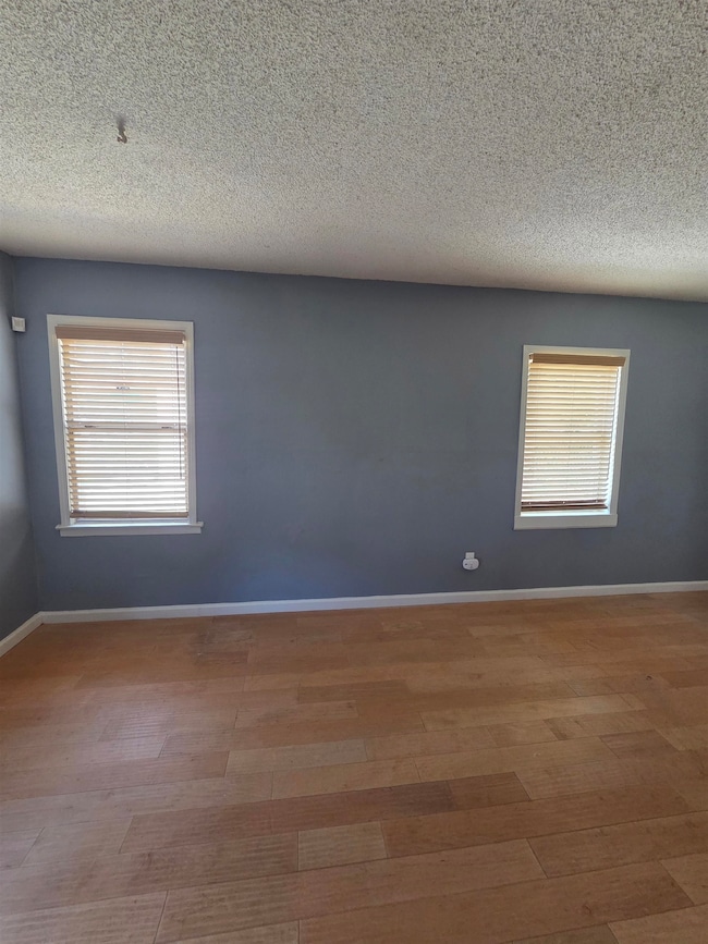 3166 Winslow Rd, Memphis, TN 38109 - photo 5