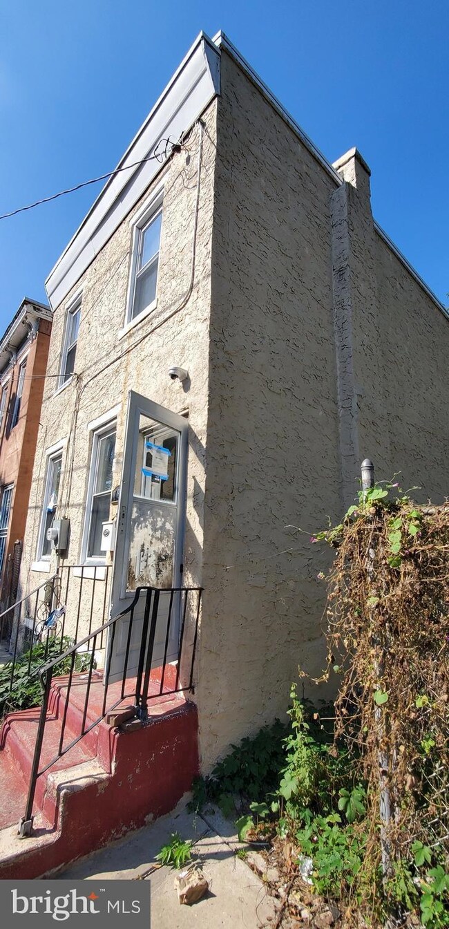 781 Mount Vernon St, Camden, NJ 08103 - photo 3