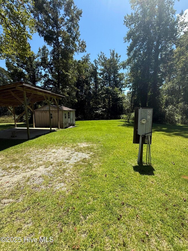 201 Kelly Ln, Blounts Creek, NC 27814 - photo 5